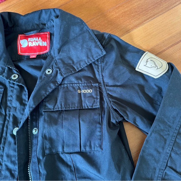 SOLD - FjallRaven XXS Crinan Jacket - Picture 2 of 3